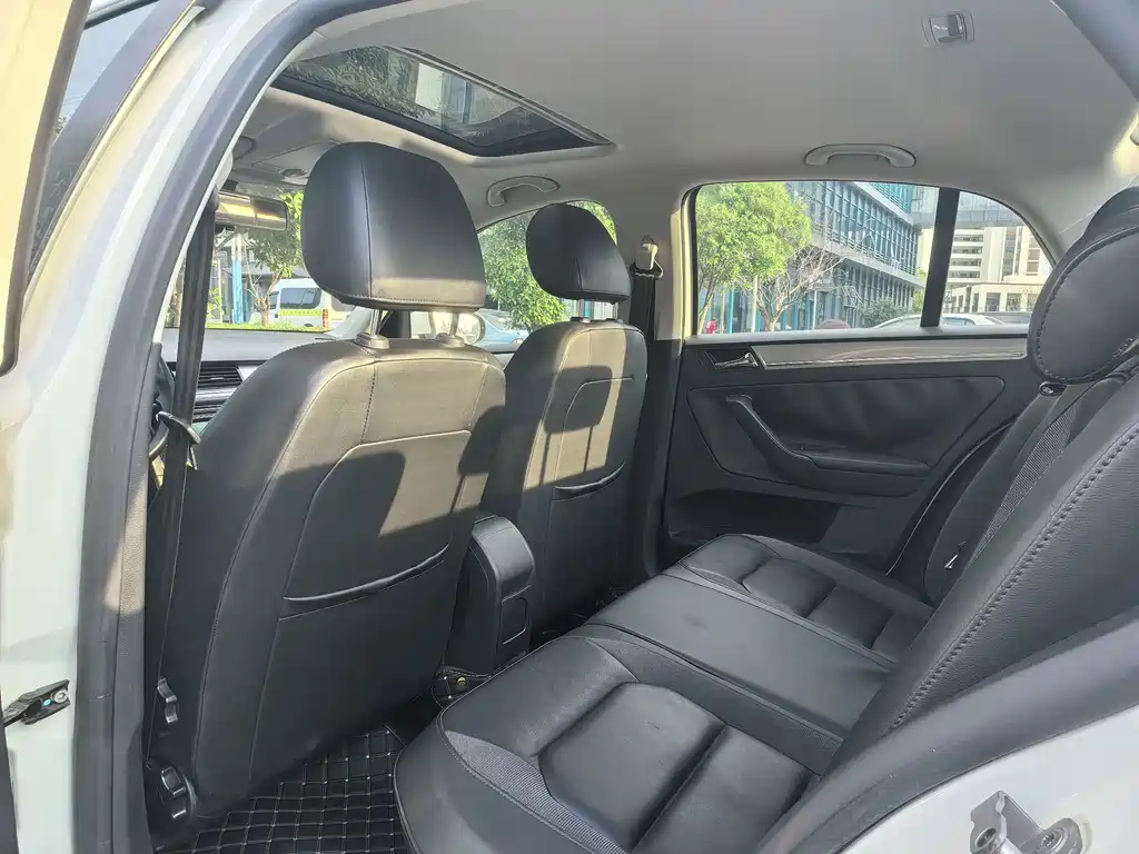 Volkswagen Bora 2015
