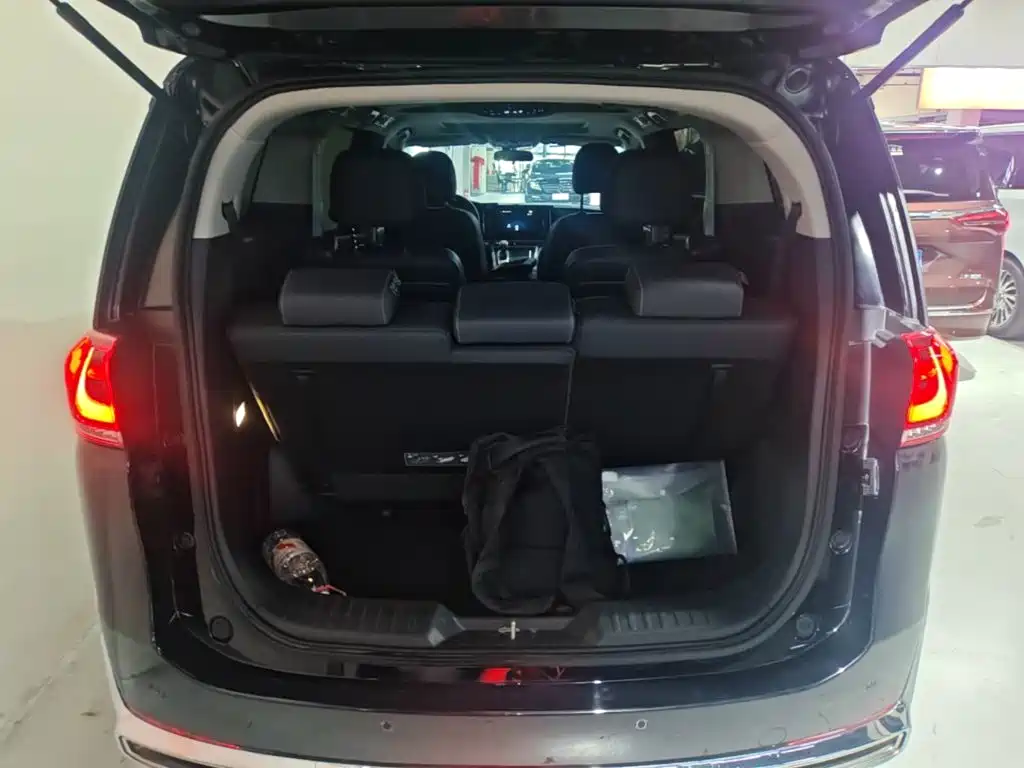 GAC Trumpchi M8 2022 — фото 19