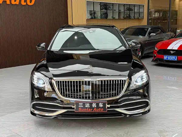 Mercedes-Benz S-Class 2011