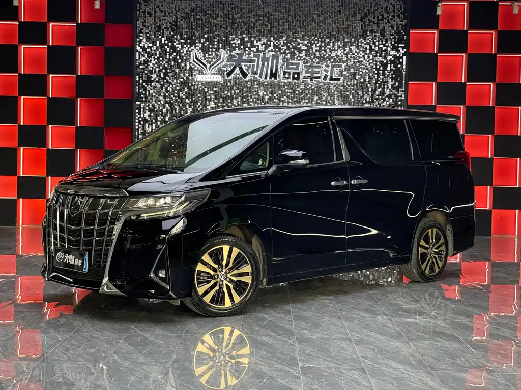 Toyota Alphard 2020 — фото 1