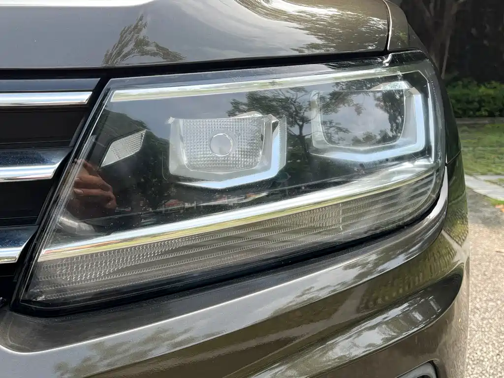 Volkswagen Tiguan L 2018 — фото 14