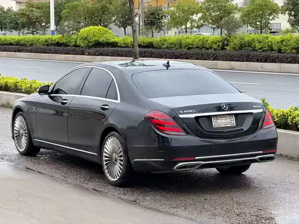 Mercedes-Benz S-Class 2015