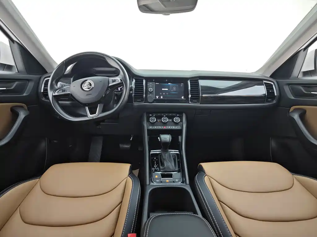 Skoda Kodiaq GT 2020 — фото 19