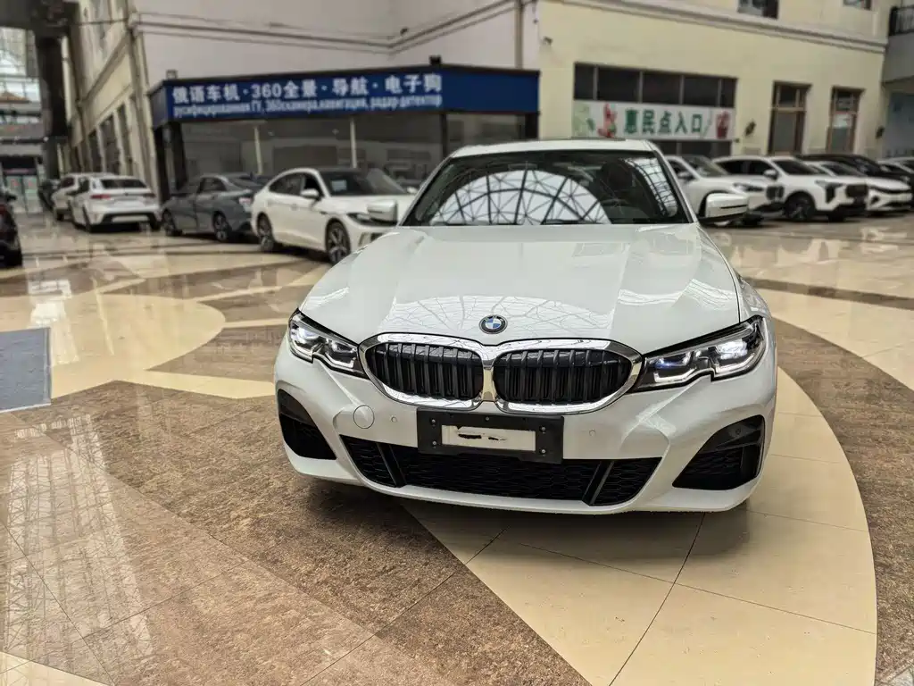 BMW 3 Series 2022