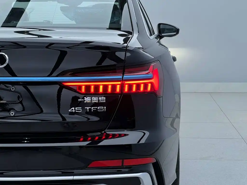 Audi A6L 2026 — фото 12