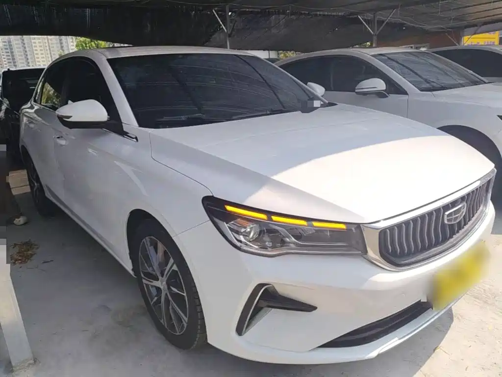 Geely Emgrand 2023