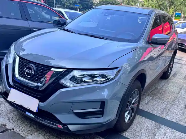Nissan X-Trail 2025