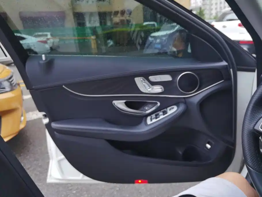 Mercedes-Benz C-Class 2016