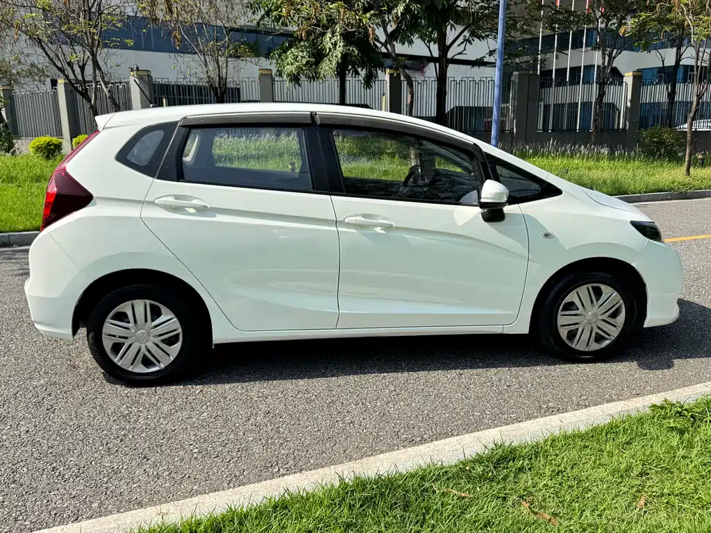Honda Fit 2019 — фото 7