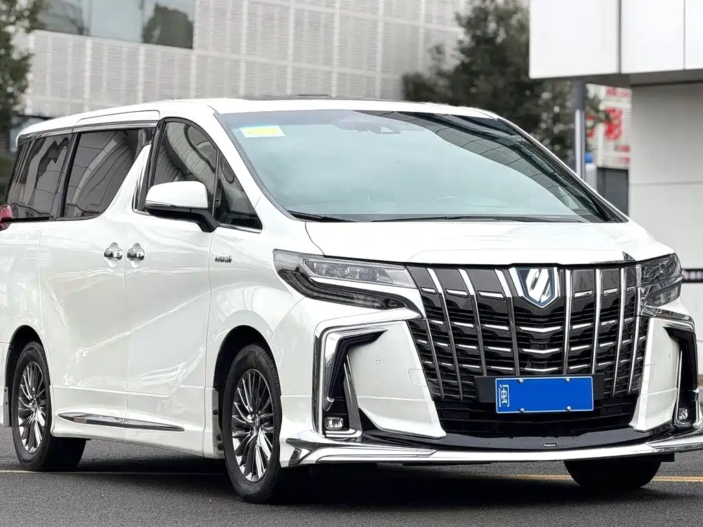 Toyota Alphard 2021