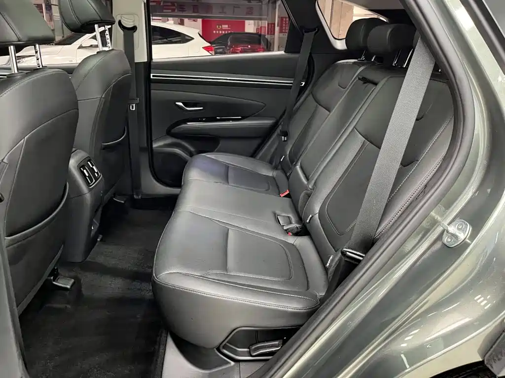 Hyundai Tucson 2023 — фото 14