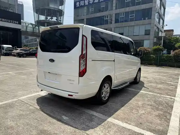 Ford Tourneo 2017