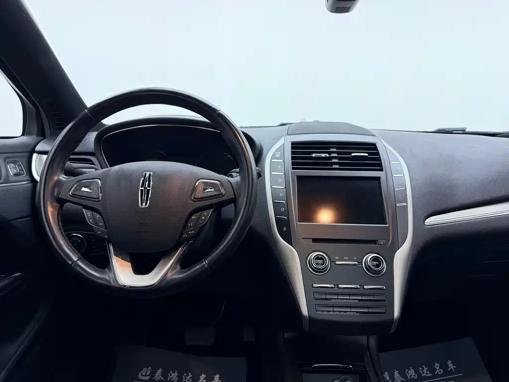 Lincoln MKC 2018 — фото 12