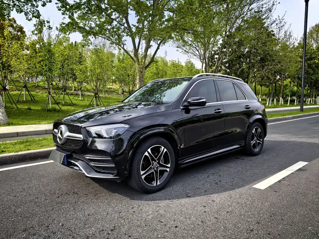 Mercedes-Benz GLE 2022 — фото 1