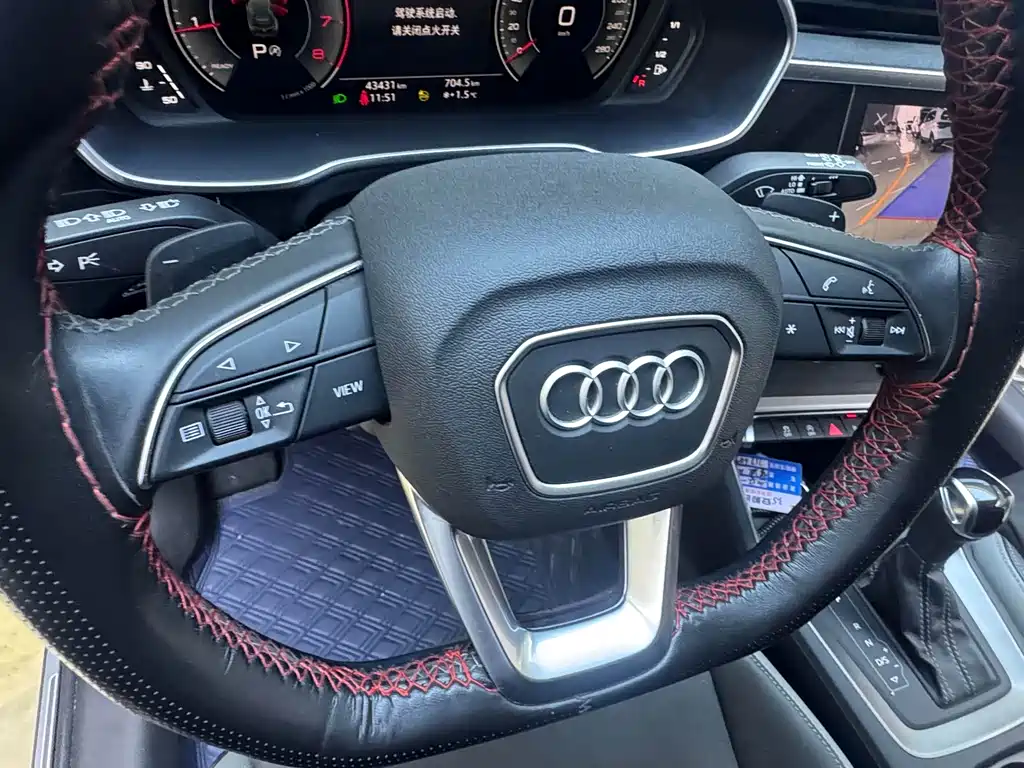 Audi Q3 2022 — фото 17