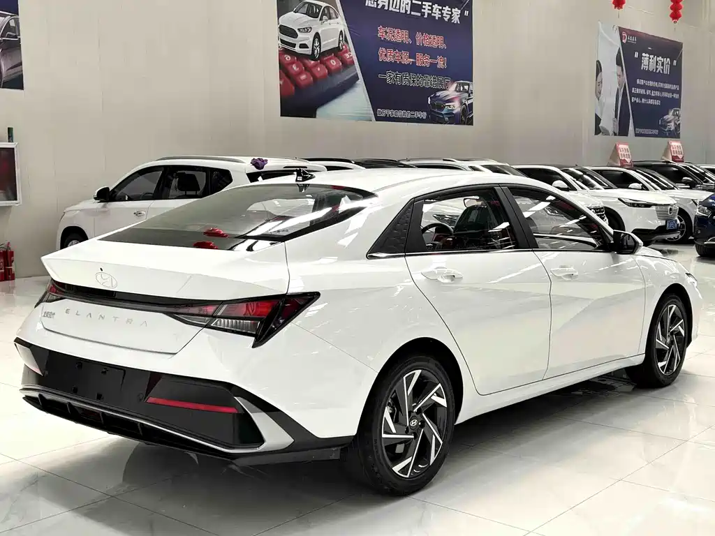 Hyundai Elantra 2026
