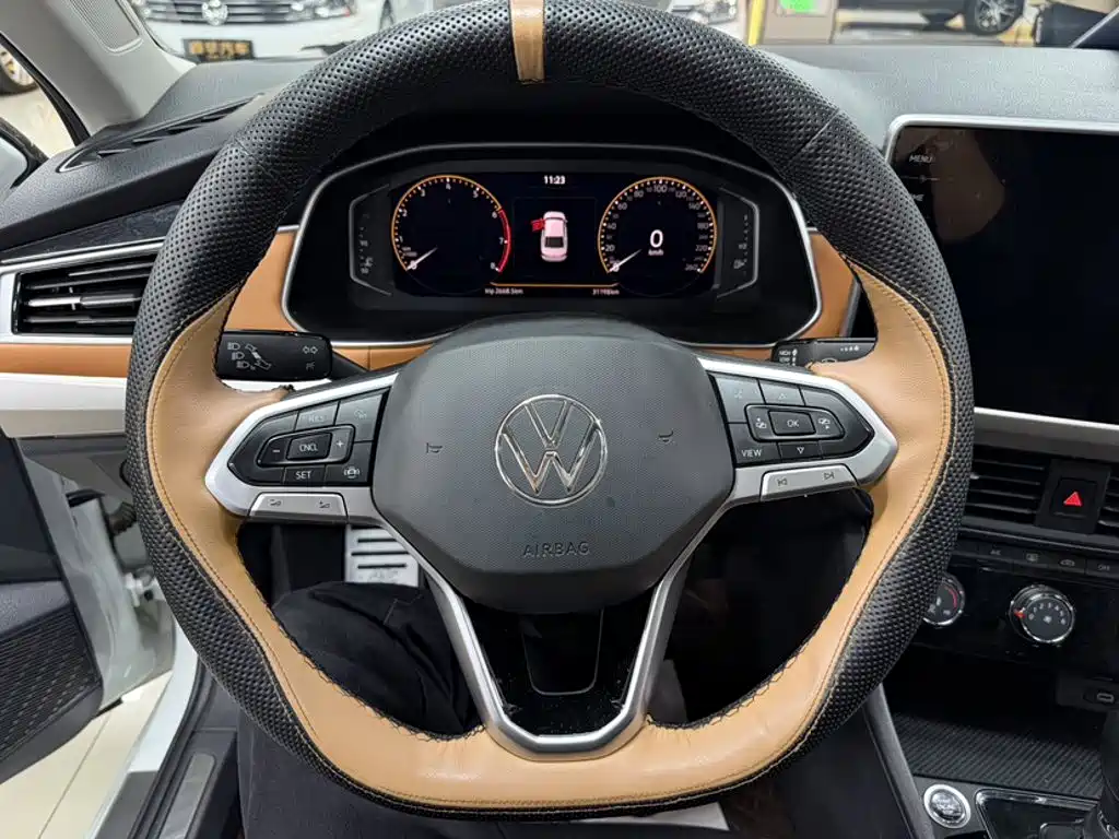 Volkswagen Bora 2023