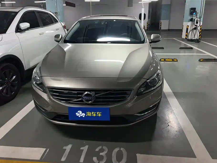 Volvo S60 2015 — фото 2