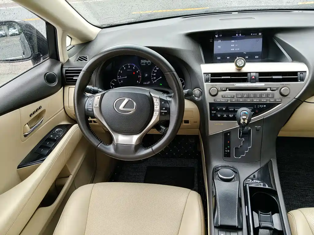 Lexus RX Classic 2013 — фото 11