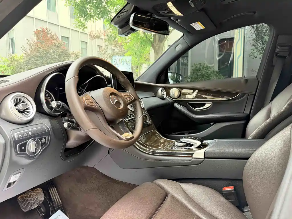 Mercedes-Benz GLC 2019