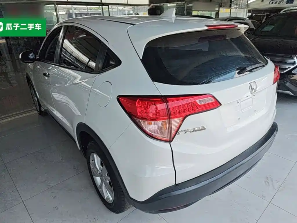 Honda Vezel 2016