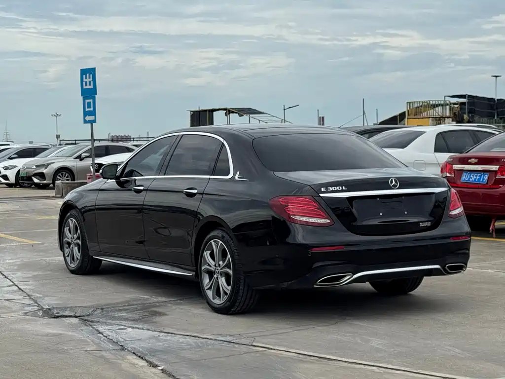 Mercedes-Benz E-Class 2019