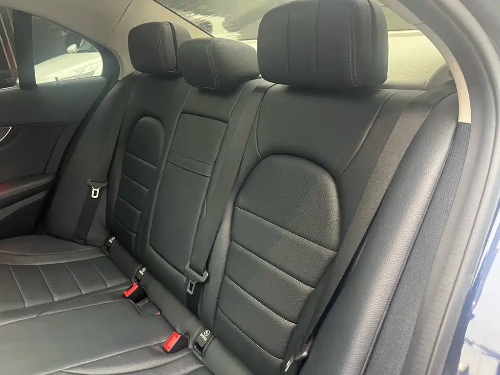 Mercedes-Benz C-Class 2017 — фото 16