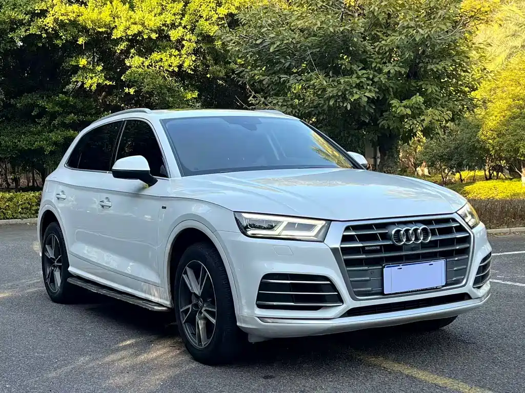 Audi Q5L 2020 — фото 3