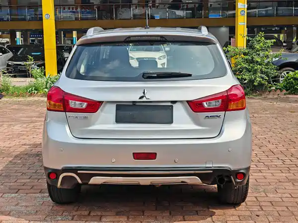 Mitsubishi Jinxuan ASX 2013