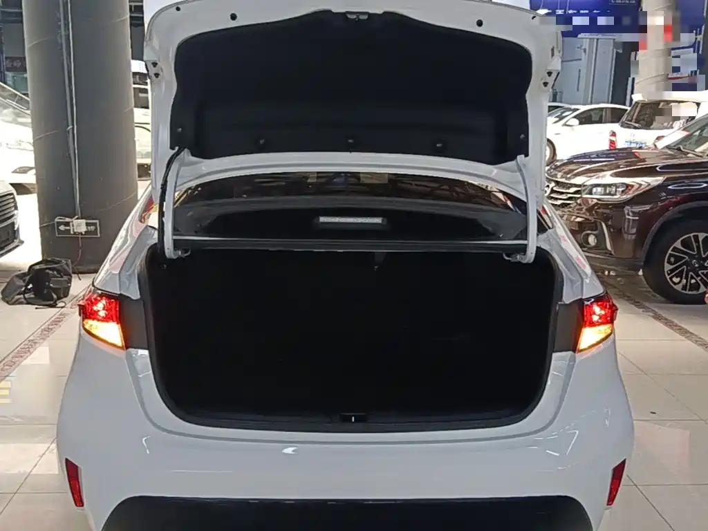 Toyota Levin 2023 — фото 19
