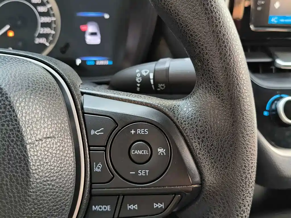 Toyota Corolla 2022 — фото 11