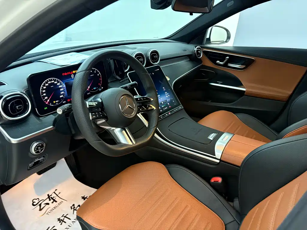 Mercedes-Benz C-Class 2022 — фото 7