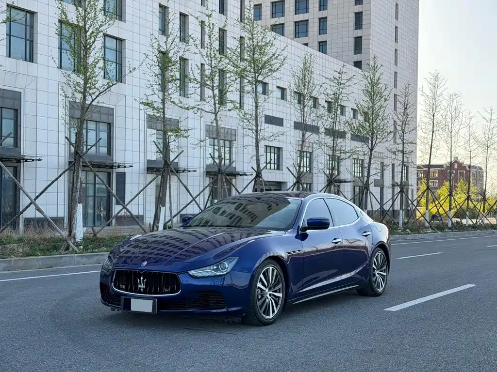 Maserati Ghibli 2014 — фото 1
