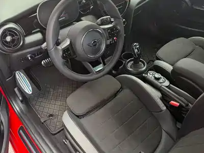 MINI MINI 2024