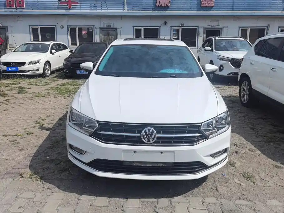 Volkswagen Bora 2016