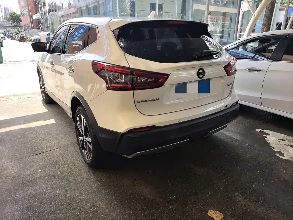 Nissan Qashqai 2021 — фото 15