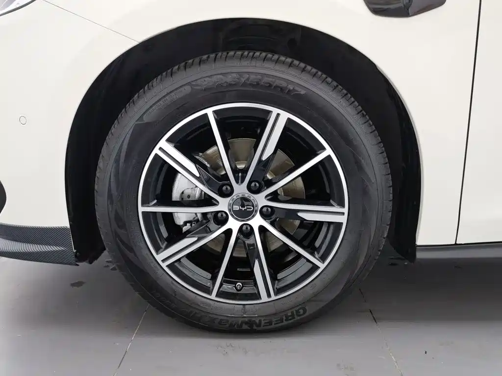 BYD Seal 06 2025 — фото 17