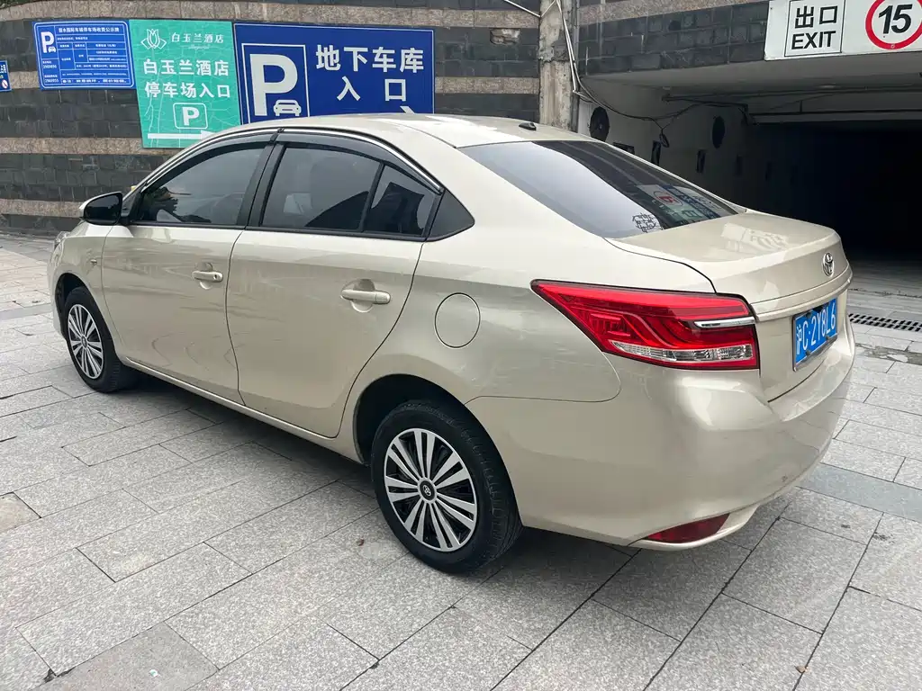 Toyota Vios 2017 — фото 3