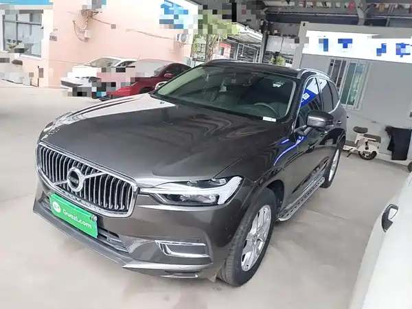 Volvo XC60 2021