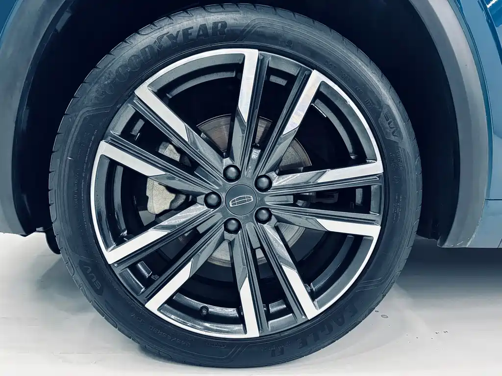 Geely Xingyue L 2023 — фото 20