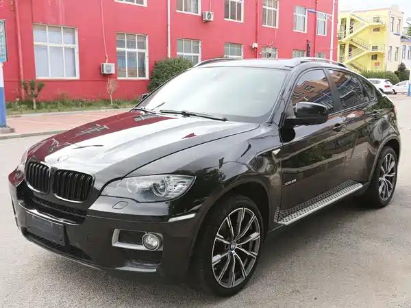 BMW X6 2013