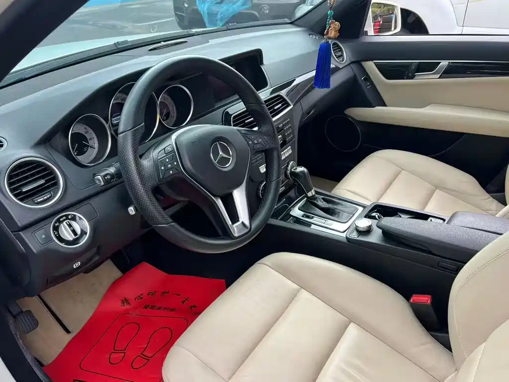 Mercedes-Benz C-Class 2013 — фото 4