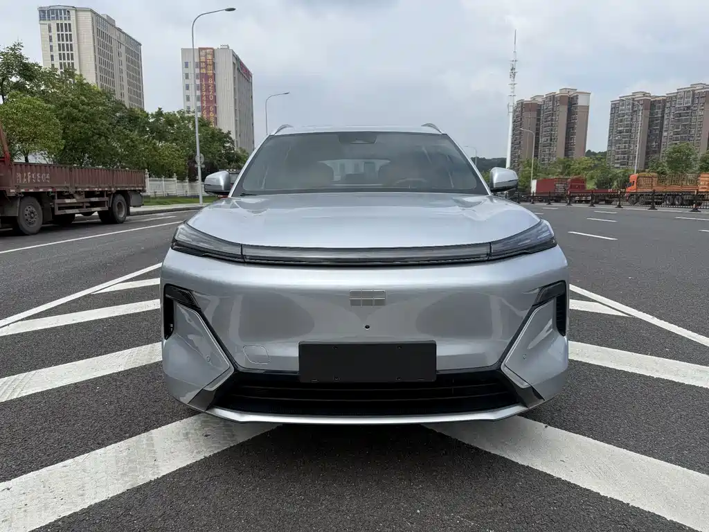 Geely Galaxy Starship 7 2025 — фото 2