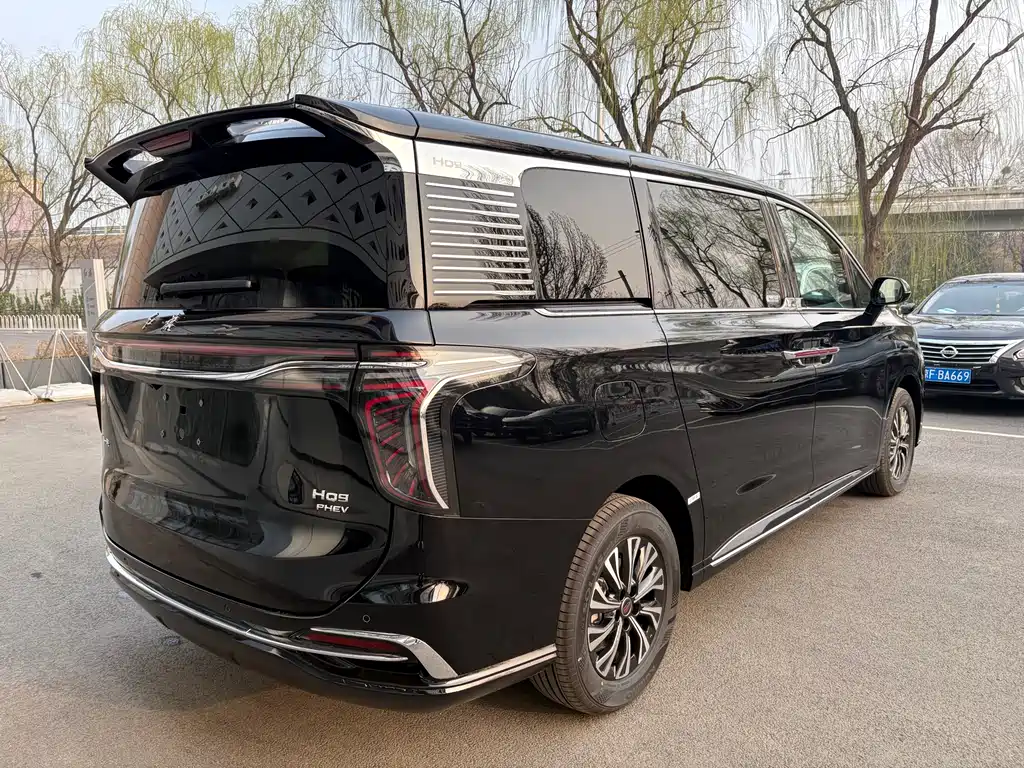 Hongqi HQ9 PHEV 2026 — фото 5
