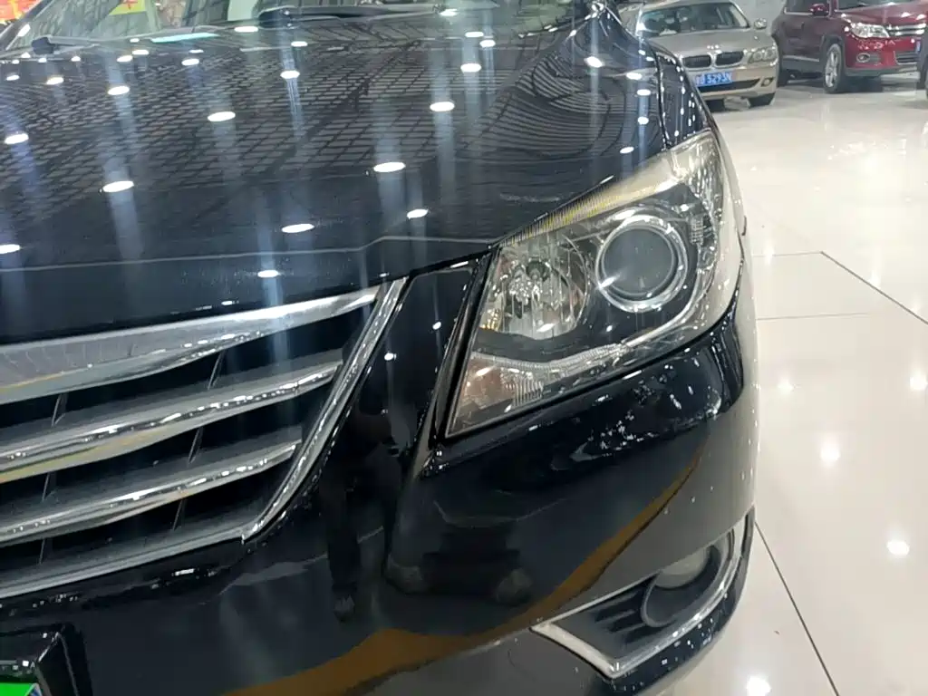 Toyota Camry 2014 — фото 24