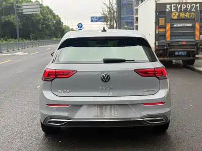 Volkswagen Golf 2022