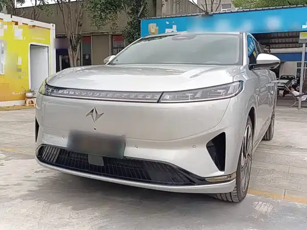 Dongfeng e008 2024