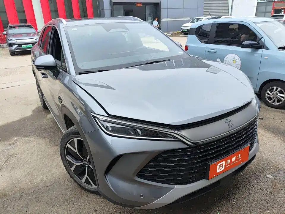 BYD L DM-i 2025 — фото 2