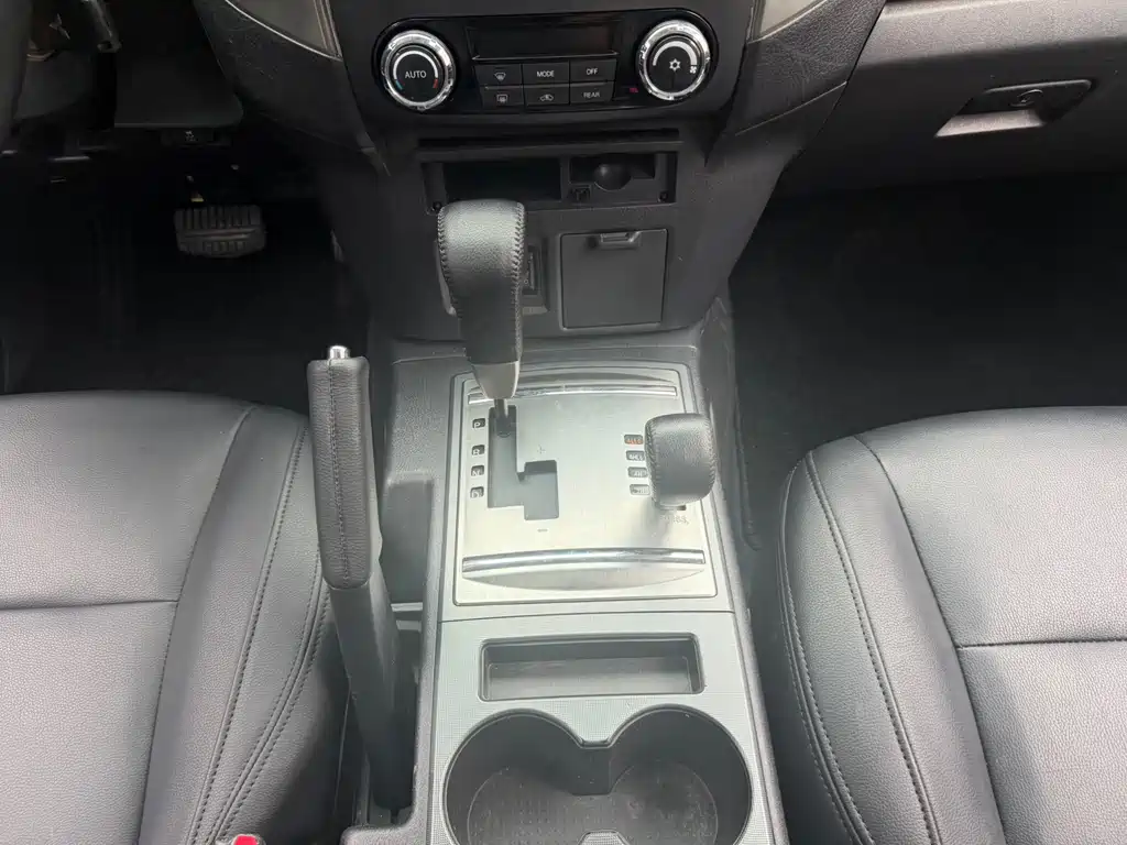 Mitsubishi Pajero 2017
