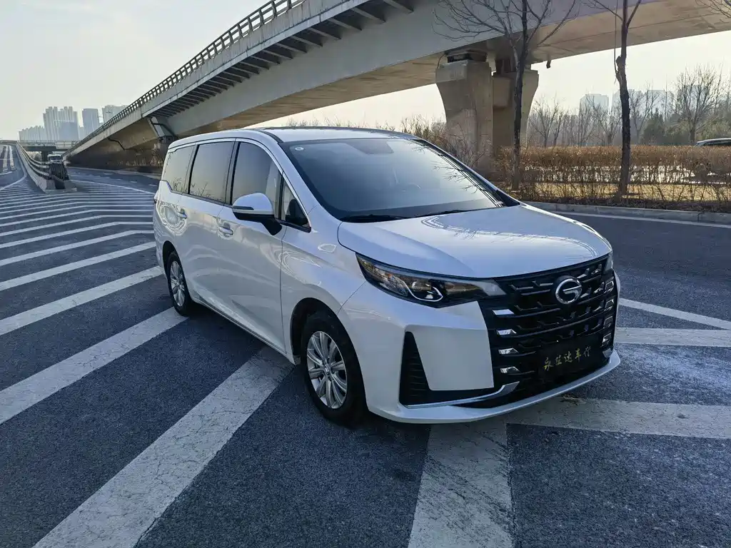 GAC Motor Trumpchi M6 2023 — фото 3